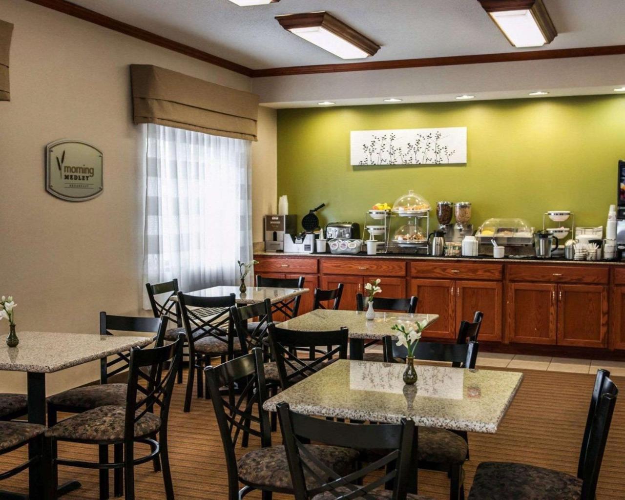 Sleep Inn South Bend Airport Esterno foto